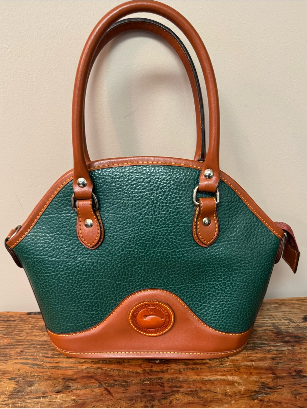 RARE Vintage 80’s/90’s Dooney & Bourke AWL Satchel in Perfect Condition - Picture 1 of 7